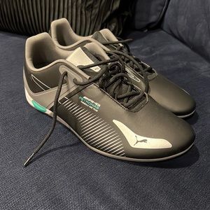 Men’s Puma shoes